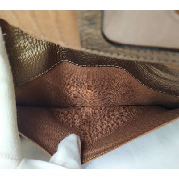 Fossil Metallic Brown Pebbled Leather Zip Around Credit Card ID Window Wallet - Picture 10 of 13